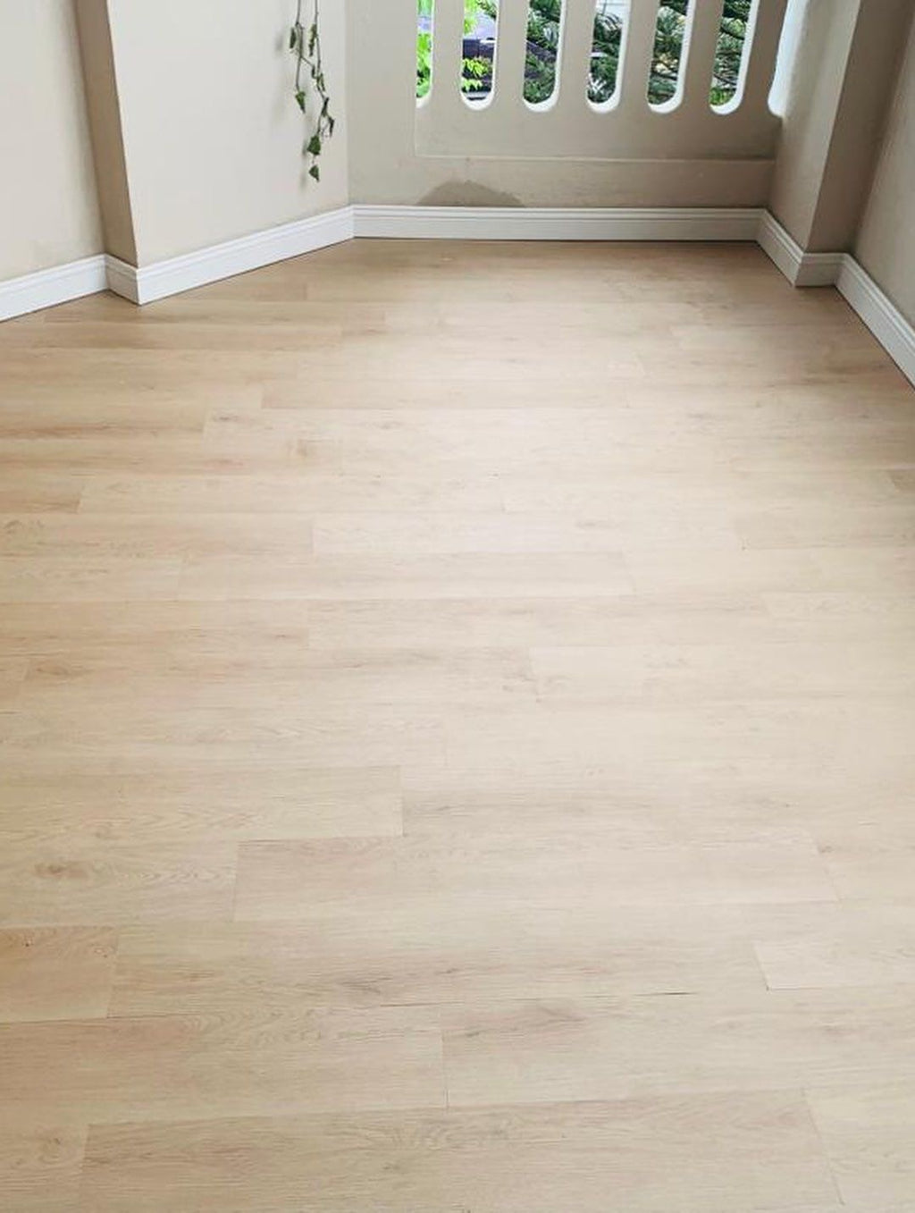 Revêtement de Sol PVC Forbo – Marron Élégant
