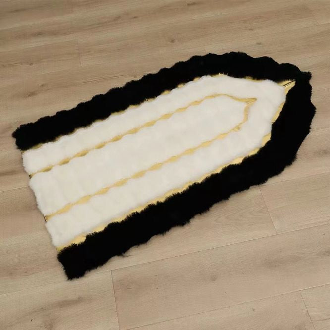 Tapis de prière en fausse fourrure – Douceur absolue & confort spirituel
