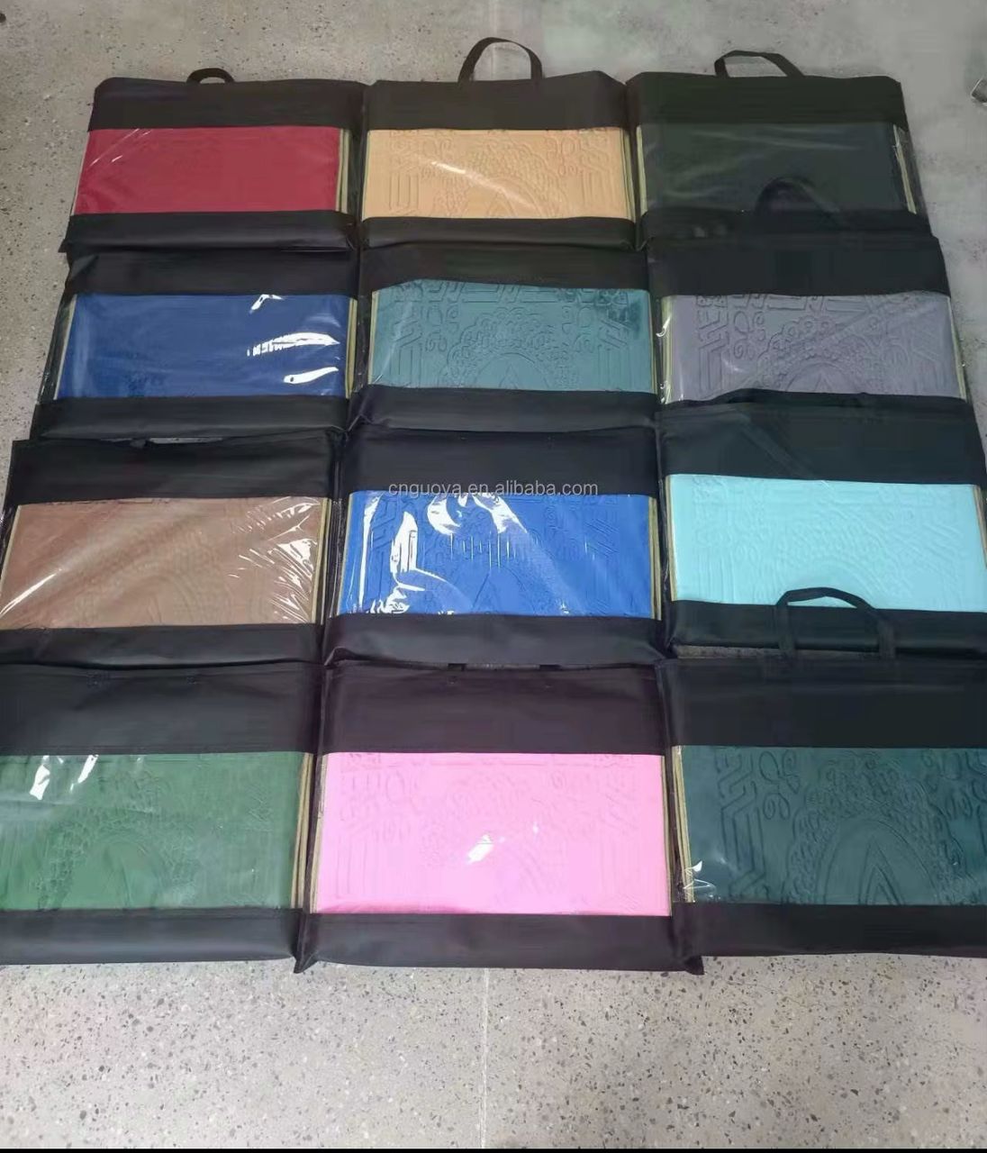 Tapis de prière pliable – Priez partout, en toute simplicité