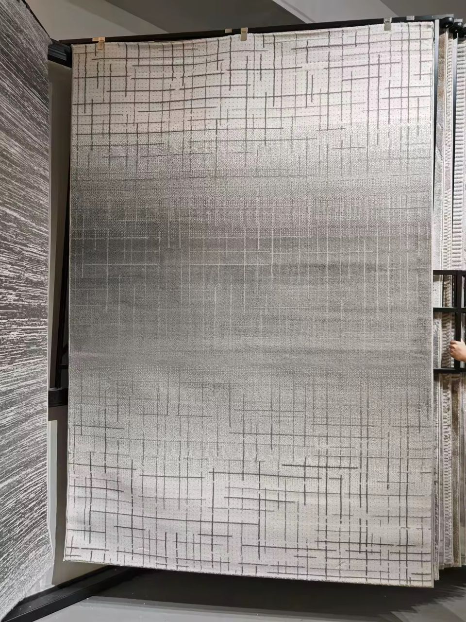 Tapis Signature "Urban Grey" – Collection Premium Imperméable & Anti-Tache